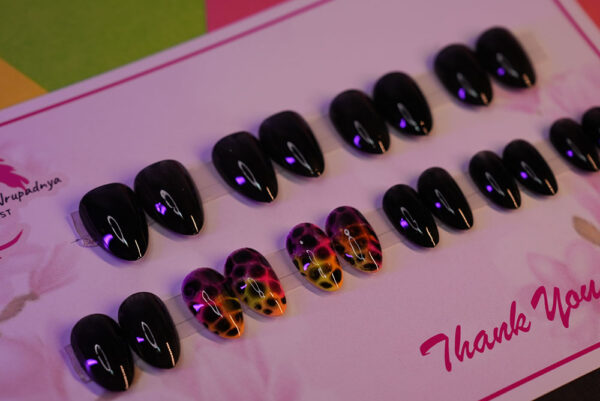 Shiny Press On nails Black Colour